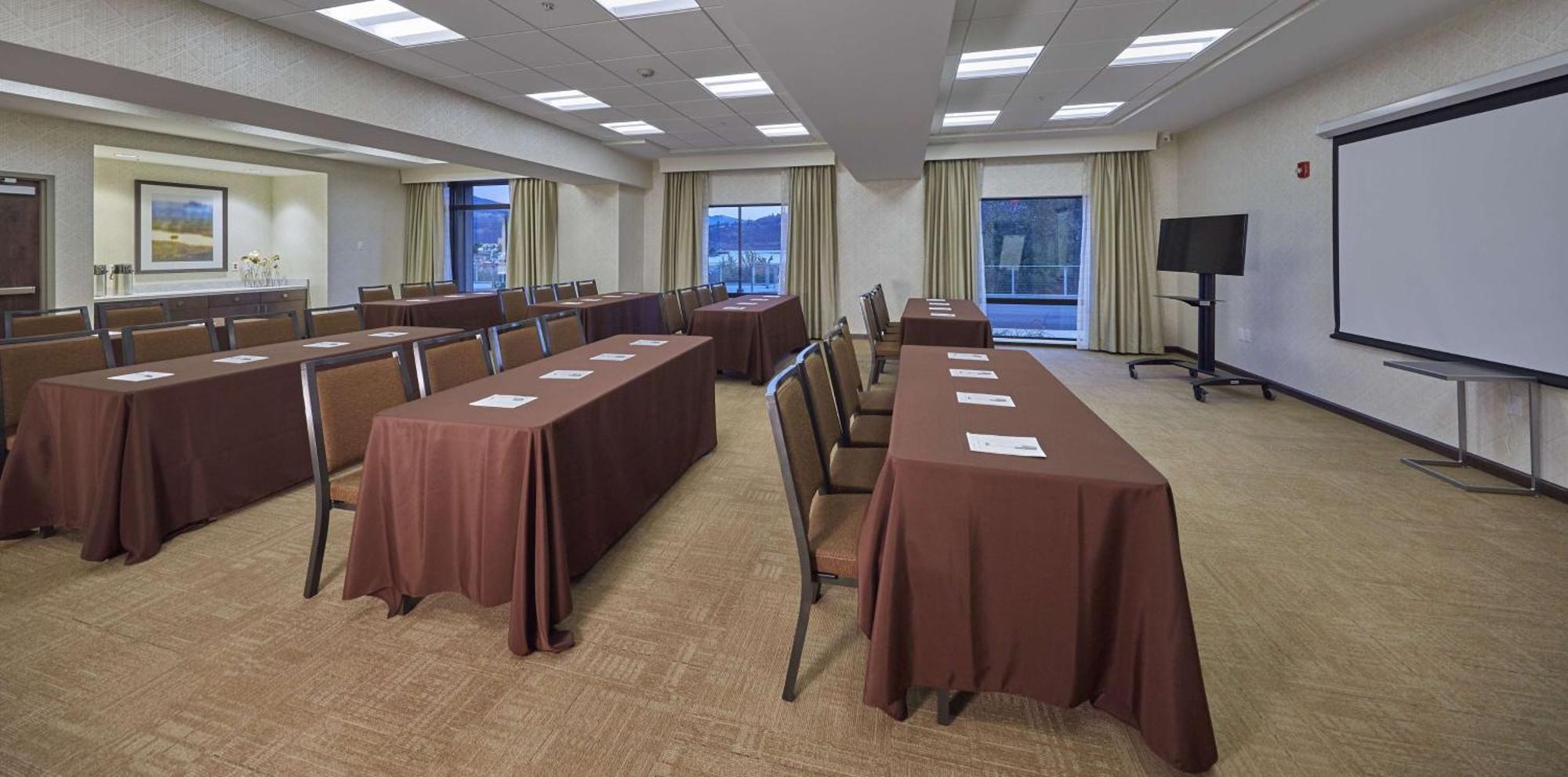 Hampton Inn & Suites Hood River Dış mekan fotoğraf
