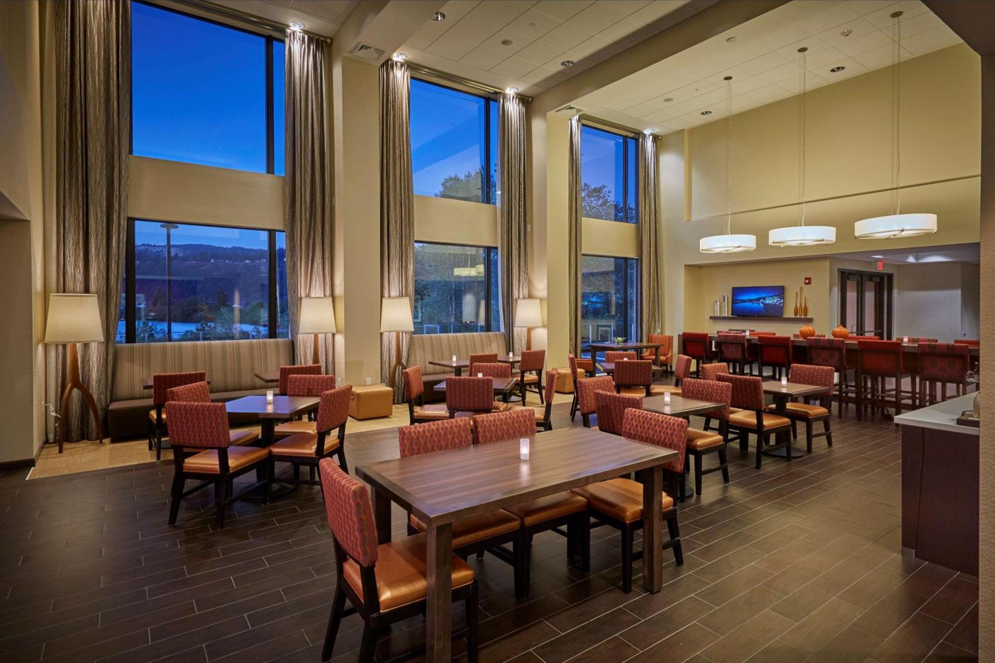 Hampton Inn & Suites Hood River Dış mekan fotoğraf